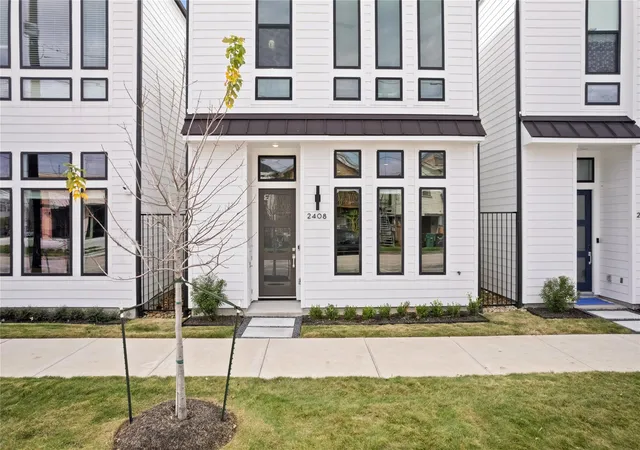 2nd image of 2408 Gray St, Houston, TX 77003 | MLS# 42460500