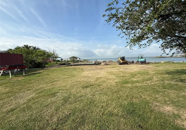 7th image of 1021 17th St, Dickinson, TX 77539 | MLS# 46275274