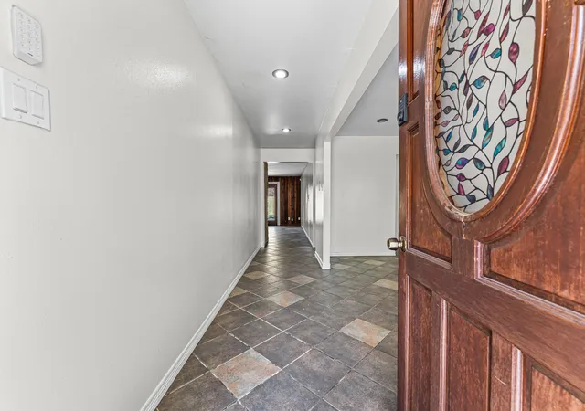 Photo 2 of Single family home for sale at 5910 Jim St, Houston, TX 77092 | MLS# 39770475 | Listing updated on 2026-09-19
