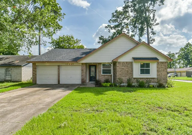 1st image of 17502 Huntersglen Cir, Humble, TX 77396 | MLS# 18139813