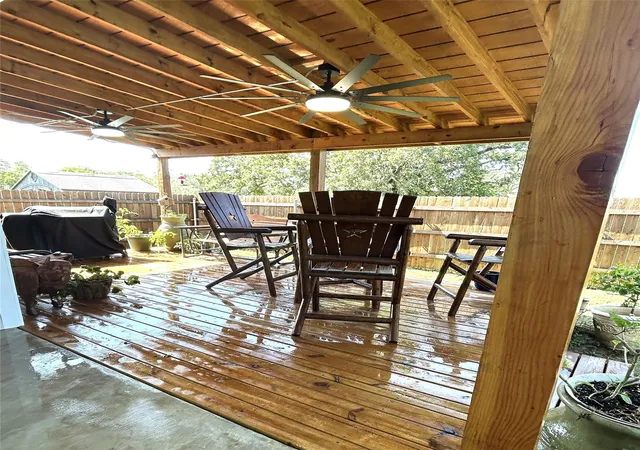43rd image of 754 W Columbus St, Giddings, TX 78942 | MLS# 47449152