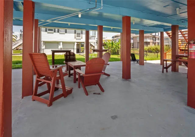 Homes for sale in Crystal Beach, TX | 1984 Matt Dr, Crystal Beach, TX 77650 | MLS# 13171037