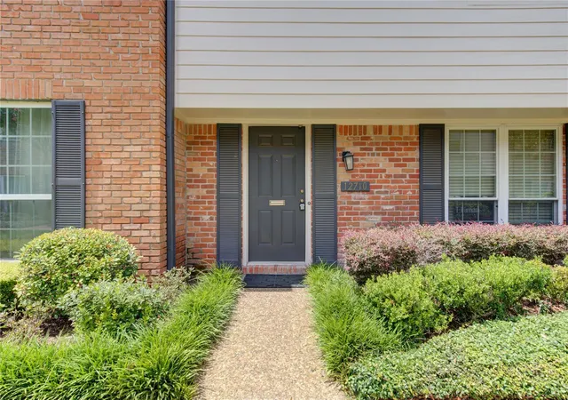 31st image of 12710 Huntingwick Dr, Houston, TX 77024 | MLS# 82397368