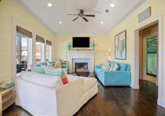 Photo 3 of Single family home for sale at 122 Ocean View Dr, Port Bolivar, TX 77650 | MLS# 31499173 | Listing updated on 2026-06-09
