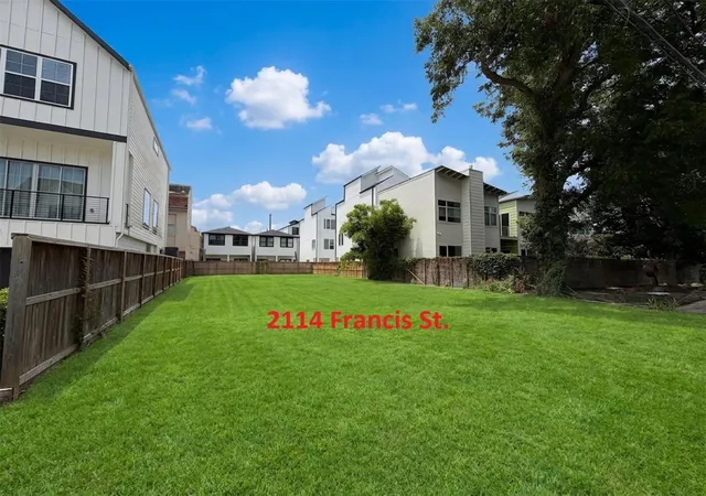 Photo 4 of Land for sale at 2114 Francis St, Houston, TX 77004 | MLS# 77657480 | Listing updated on 2026-08-04