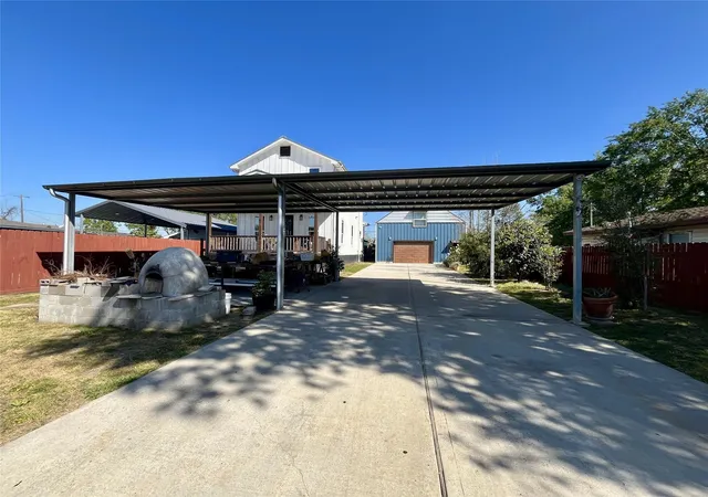 Photo 3 of Single family home for sale at 13505 Orleans St, Houston, TX 77015 | MLS# 81484057 | Listing updated on 2026-07-25