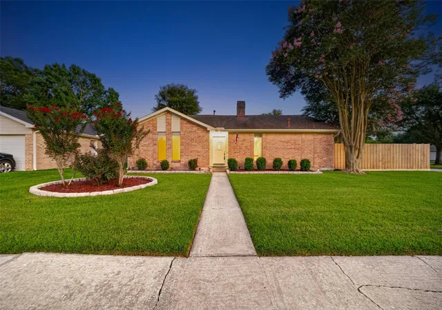 Homes for sale in Houston, TX | 9902 Sageaspen Ln, Houston, TX 77089 | MLS# 37411527