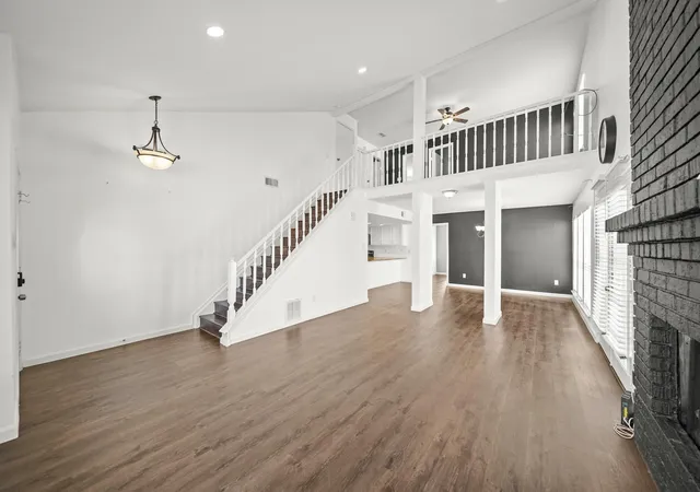 Photo 2 of Single family home for sale at 3611 Duncaster Dr, Missouri City, TX 77459 | MLS# 56586999 | Listing updated on 2026-09-03