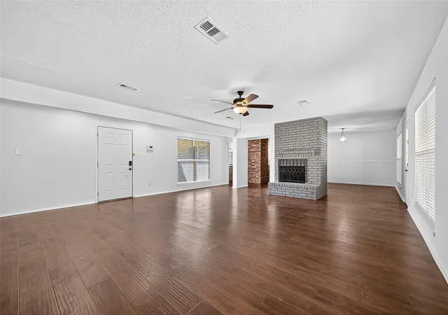 4th image of 12910 Aste Ln, Houston, TX 77065 | MLS# 22769905