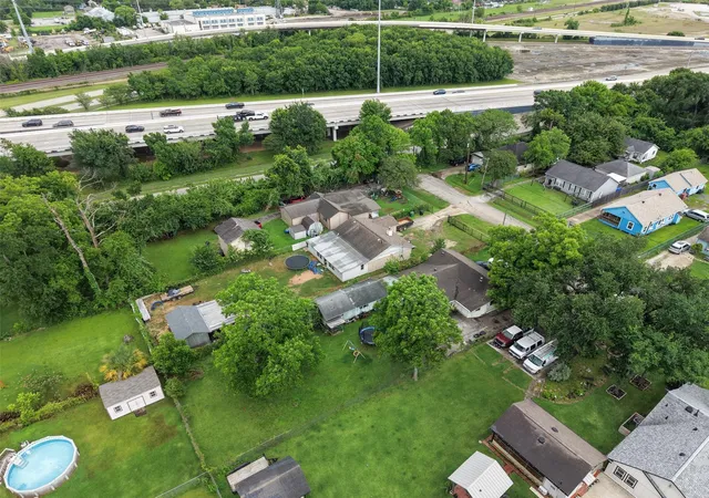 3rd image of 1213 Post St, Houston, TX 77022 | MLS# 10078051