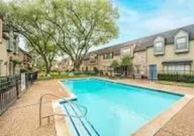 29th image of 14703 Barryknoll Ln #23, Houston, TX 77079 | MLS# 63900486