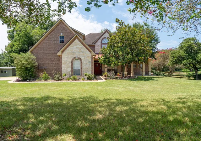 1st image of 211 Brazos Hill Ln, Sealy, TX 77474 | MLS# 73679012
