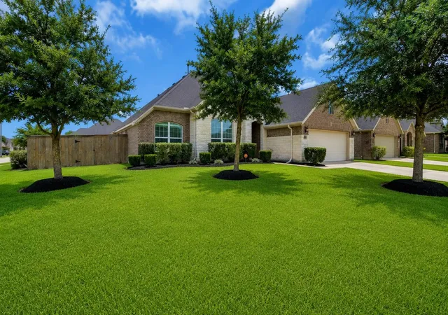 2nd image of 30236 Willow Chase Ln, Brookshire, TX 77423 | MLS# 32620753