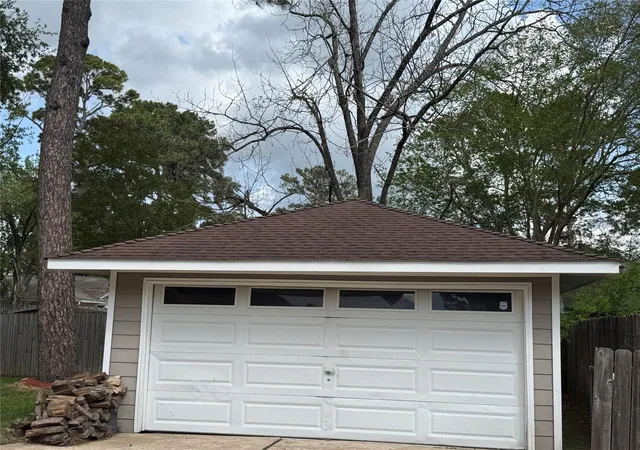 3rd image of 23126 Bayleaf Dr, Spring, TX 77373 | MLS# 74964283