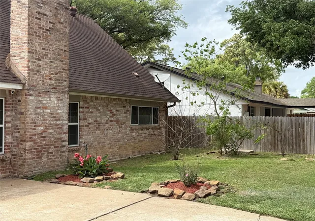 5th image of 23126 Bayleaf Dr, Spring, TX 77373 | MLS# 74964283