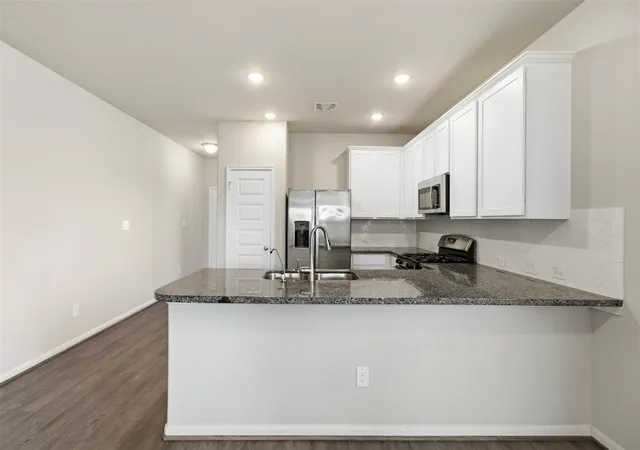 Photo 4 of Sale Pending at 8438 Baywatch Cir, Baytown, TX 77523 | MLS# 88241265 | Listing updated on 2026-10-11
