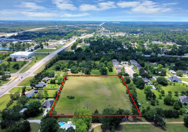 Photo 4 of Land for sale at 1108 Silliman St, Sealy, TX 77474 | MLS# 34637571 | Listing updated on 2026-07-02