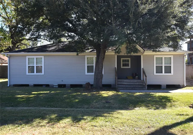 1st image of 202 Wahl St, Crosby, TX 77532 | MLS# 45794182