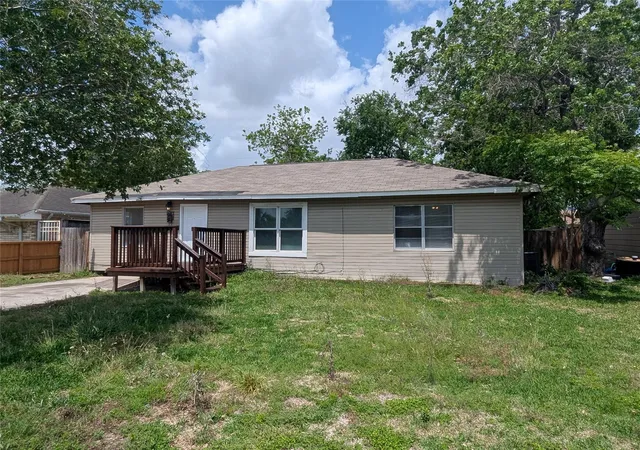 2nd image of 507 Lynn St, South Houston, TX 77587 | MLS# 66738992
