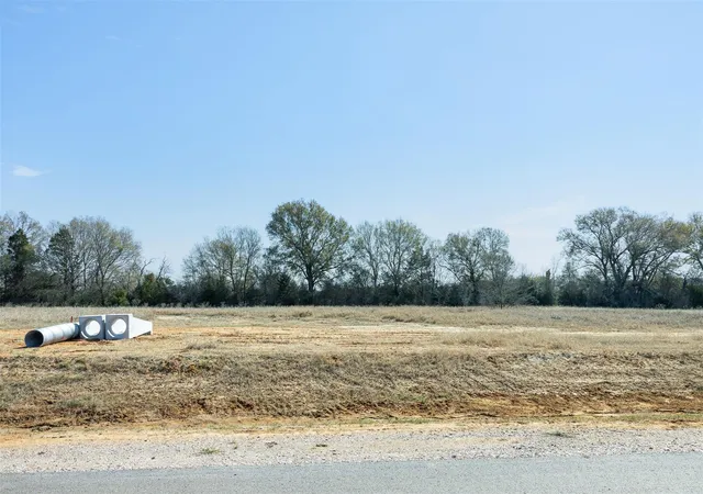 Photo 3 of Land for sale at 106 Pueblo Dr, Caldwell, TX 77836 | MLS# 72455634 | Listing updated on 2026-02-27