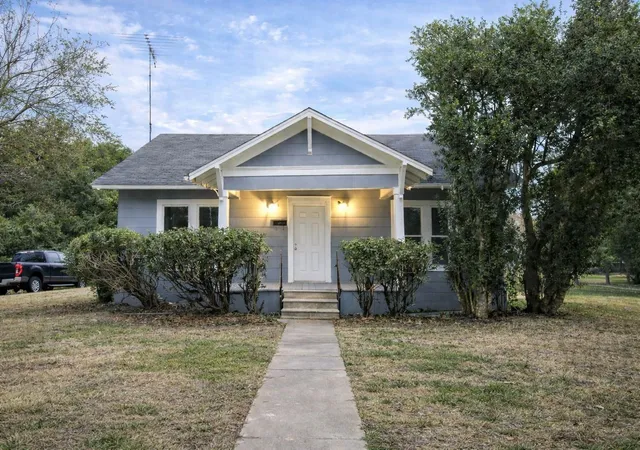 1st image of 716 Olive St, Wharton, TX 77488 | MLS# 47503939