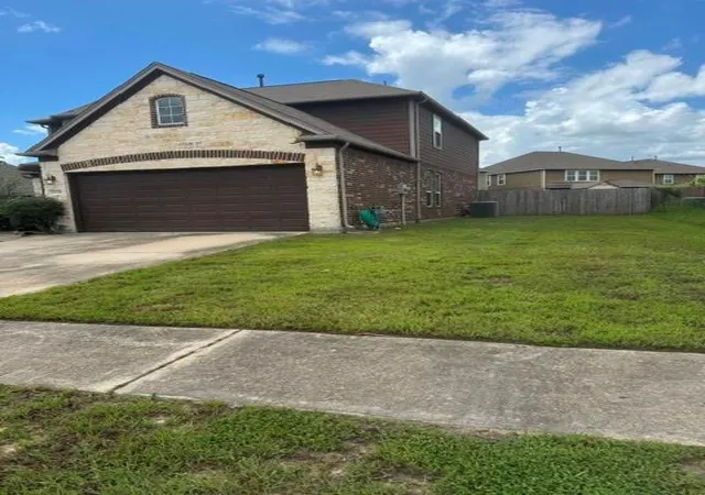 Photo 2 of Sale Pending at 2529 Magnolia Fair Way Dr, Spring, TX 77386 | MLS# 10160328 | Listing updated on 2026-08-31