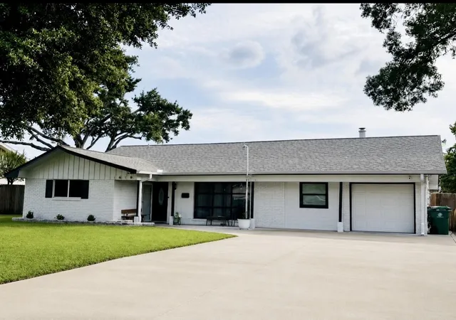 1st image of 1619 Shadow Bend Dr, Houston, TX 77043 | MLS# 69207369