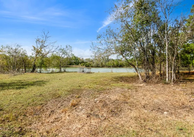 4th image of 695 Private Road 489, Dayton, TX 77535 | MLS# 76914361