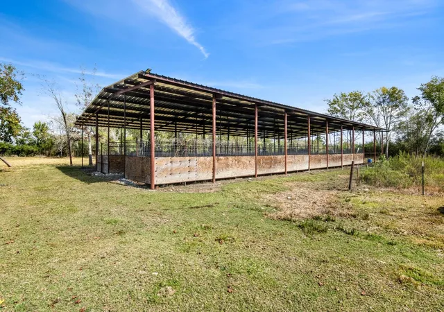 5th image of 695 Private Road 489, Dayton, TX 77535 | MLS# 76914361