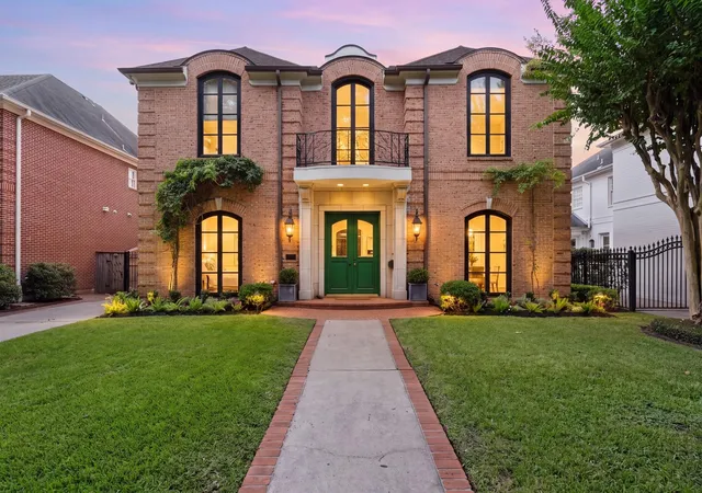 Photo 1 of Sale Pending at 3741 Robinhood St, West University Place, TX 77005 | MLS# 94609832 | Listing updated on 2026-09-08