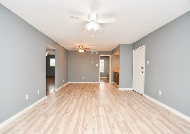 5th image of 8323 Wilcrest Dr, Houston, TX 77072