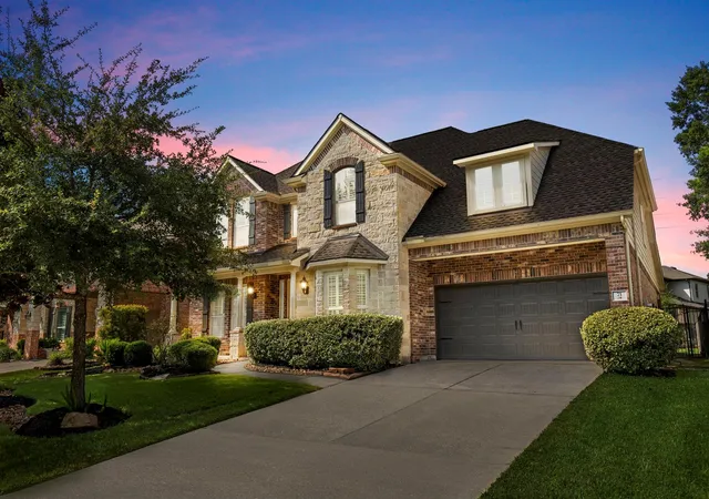 Photo 2 of Sale Pending at 71 W Canyon Wren Cir, Spring, TX 77389 | MLS# 9798665 | Listing updated on 2026-09-25