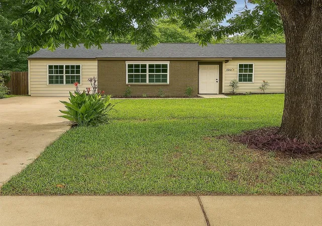 1st image of 10517 Fairland Dr, Houston, TX 77051 | MLS# 75902094