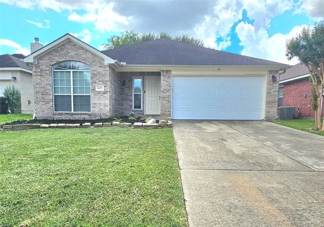 Photo 2 of Single family home for sale at 16211 Noblewood Wy, Houston, TX 77082 | MLS# 51107009 | Listing updated on 2026-08-31