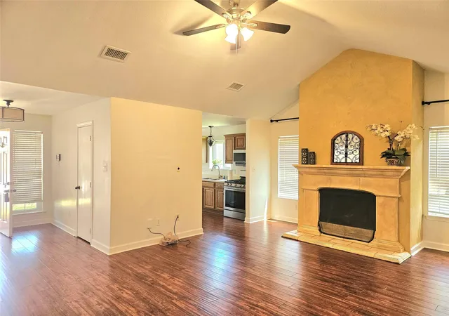 Photo 4 of Single family home for sale at 16211 Noblewood Wy, Houston, TX 77082 | MLS# 51107009 | Listing updated on 2026-08-31