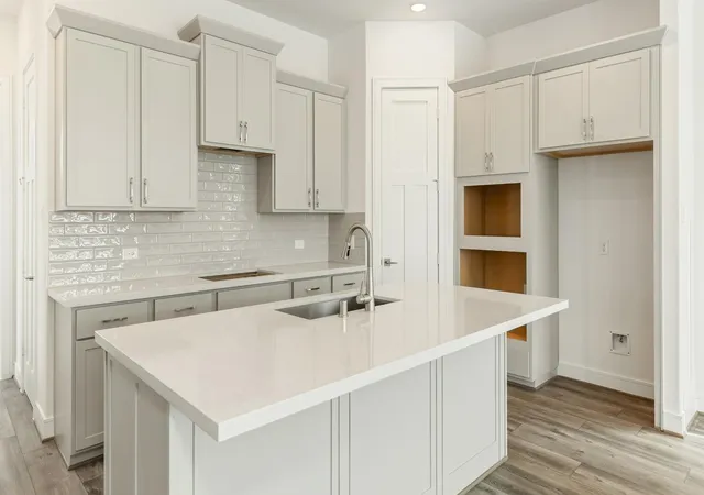 Photo 3 of Single family home for sale at 19906 Jade Junction Wy, Cypress, TX 77433 | MLS# 14097947 | Listing updated on 2026-09-20
