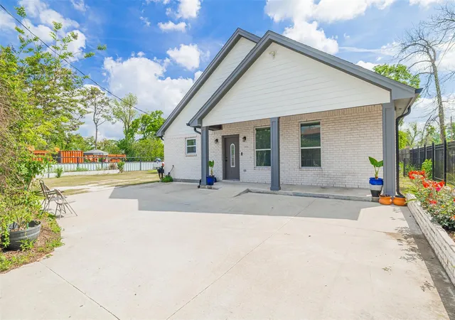 Photo 1 of Single family home for sale at 8914 Sandra St, Houston, TX 77016 | MLS# 85035984 | Listing updated on 2026-09-02
