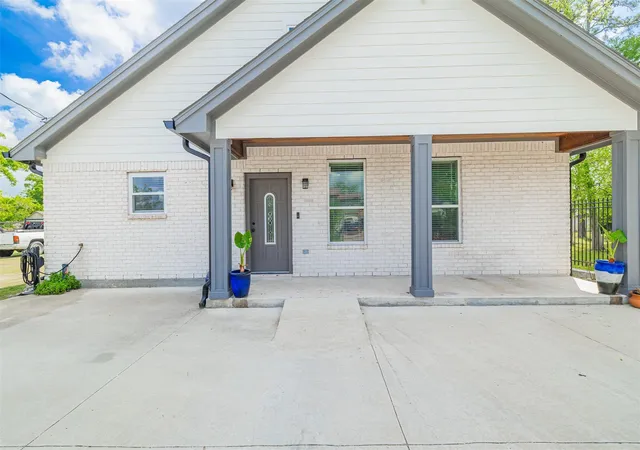 Photo 3 of Single family home for sale at 8914 Sandra St, Houston, TX 77016 | MLS# 85035984 | Listing updated on 2026-09-02