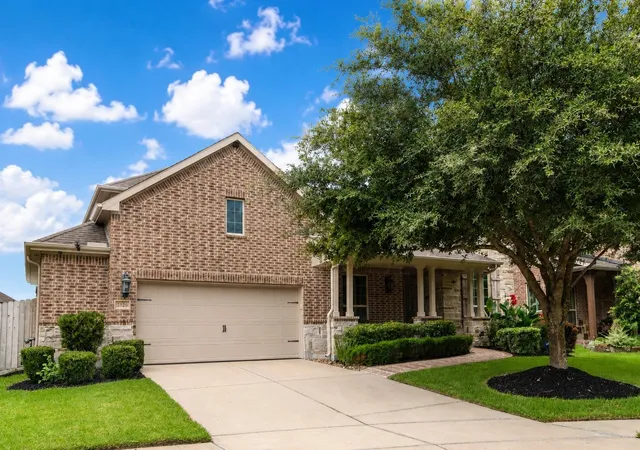 2nd image of 2326 Hamilton Pool Ln, Friendswood, TX 77546 | MLS# 50284368