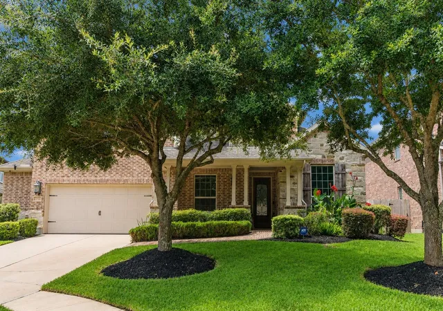 3rd image of 2326 Hamilton Pool Ln, Friendswood, TX 77546 | MLS# 50284368