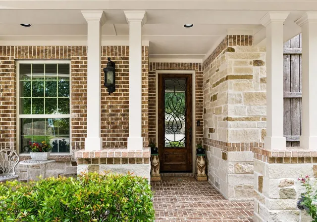 4th image of 2326 Hamilton Pool Ln, Friendswood, TX 77546 | MLS# 50284368