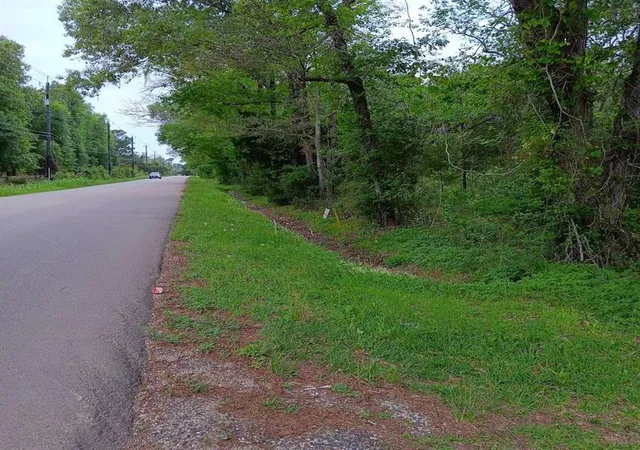Photo 1 of Land for sale at 823 County Road 401, Dayton, TX 77535 | MLS# 86602204 | Listing updated on 2026-09-17