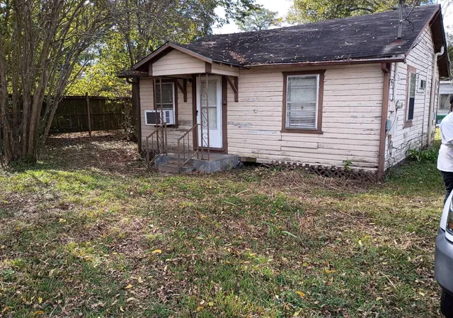 5th image of 9631 Maxroy St, Houston, TX 77088 | MLS# 72702609