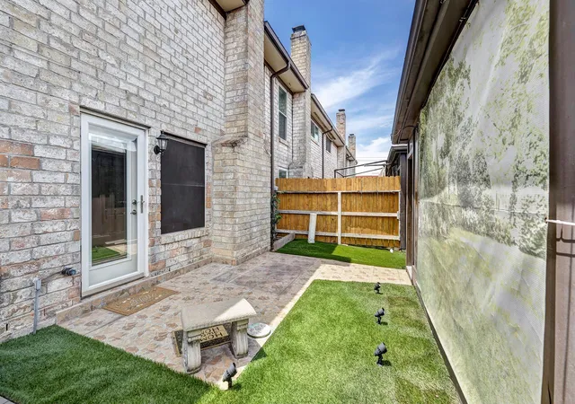 Homes for sale in Houston, TX | 11548 S Kirkwood Rd, Houston, TX 77477 | MLS# 14020677