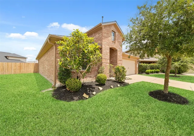 Photo 3 of Single family home for sale at 29203 Vernon Forest Ct, Katy, TX 77494 | MLS# 93283710 | Listing updated on 2026-09-05