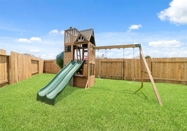 Photo 4 of Single family home for sale at 29203 Vernon Forest Ct, Katy, TX 77494 | MLS# 93283710 | Listing updated on 2026-09-05