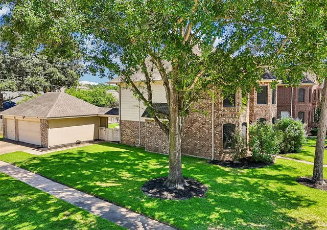 Photo 2 of Single family home for sale at 227 Cheddington Dr, Katy, TX 77450 | MLS# 2264720 | Listing updated on 2026-09-19