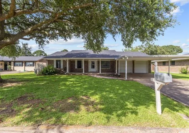 Homes for sale in Port Arthur, TX | 2901 Beldon Dr, Port Arthur, TX 77642 | MLS# 31366514