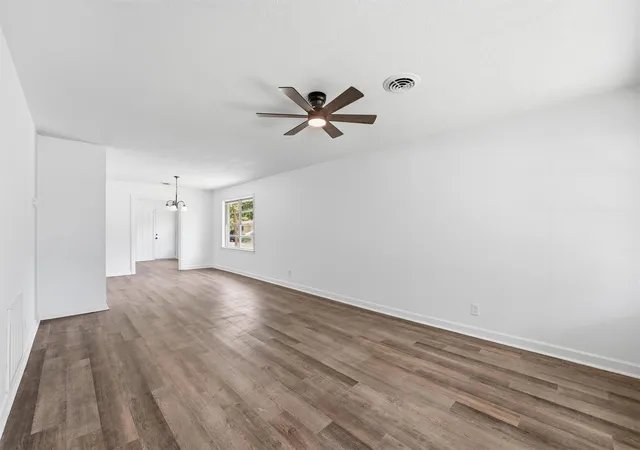 Photo 3 of Single family home for sale at 5002 Live Oak Dr, Texas City, TX 77591 | MLS# 45300384 | Listing updated on 2026-06-15