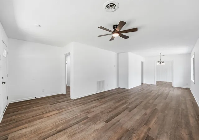 Photo 4 of Single family home for sale at 5002 Live Oak Dr, Texas City, TX 77591 | MLS# 45300384 | Listing updated on 2026-06-15